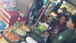 Satgas Pangan Kaltara Gerebek Pasar Induk Tanjung Selor Temukan Beras Oplosan Masih Beredar