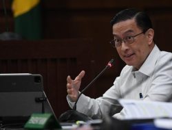 Tom Lembong Dituduh Tak Merasa Bersalah, Tuntutan 7 Tahun Penjara Mengancam