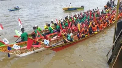 Digelar Siang Ini, Berikut Peserta Final Lomba Perahu Dayung  di Tanjung Selor Bulungan